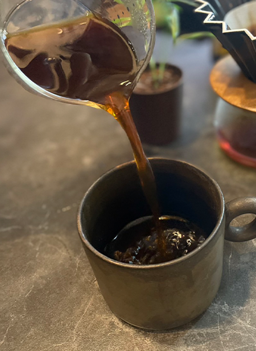 コーヒーを淹れる